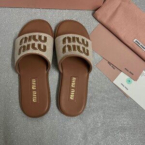 Miu Miu Embroidered Logo Summer Slides – Chic Look
